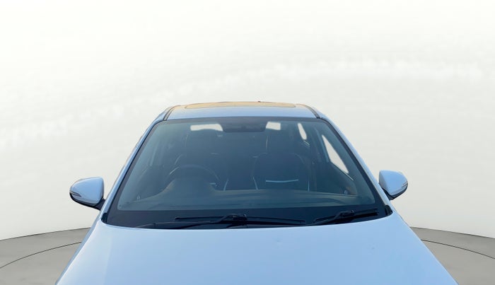 2018 Hyundai Verna 1.6 VTVT SX O, Petrol, Manual, 75,339 km, Front Windshield