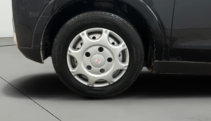 2021 Mahindra XUV300 W4 1.2 PETROL, Petrol, Manual, 63,929 km, Left Front Wheel