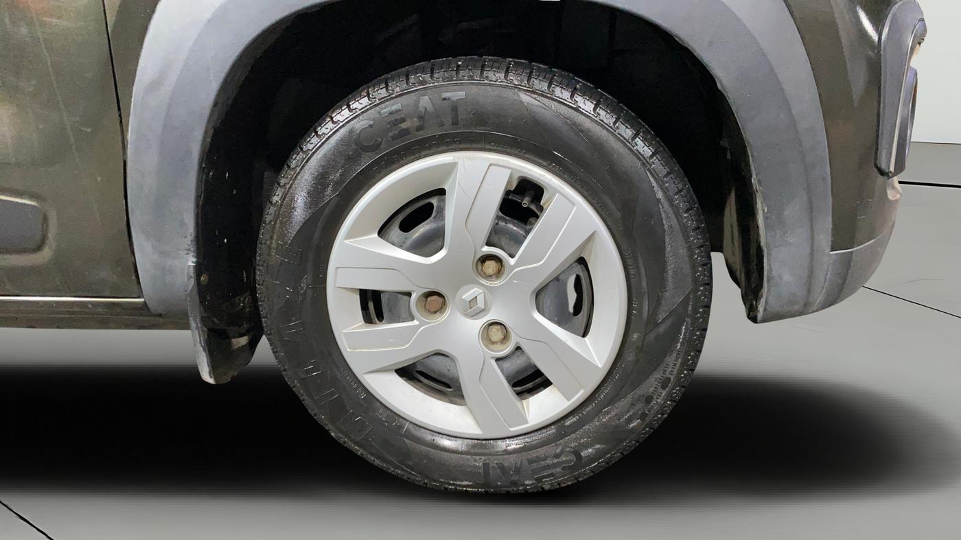 2018 Renault Kwid RXL, Petrol, Manual, 11,716 km, Right Front Wheel