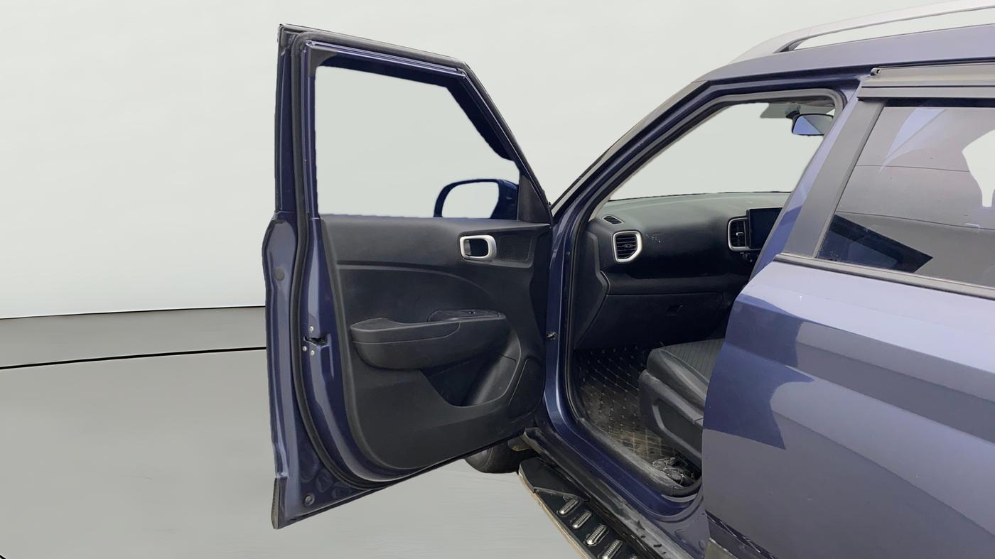2022 Hyundai VENUE SX 1.5 (O) EXECUTIVE CRDI, Diesel, Manual, 35,200 km, LHS Front Door