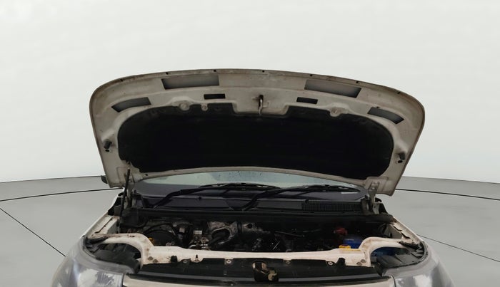 2019 Mahindra TUV300 T10, Diesel, Manual, 61,847 km, Open Bonet