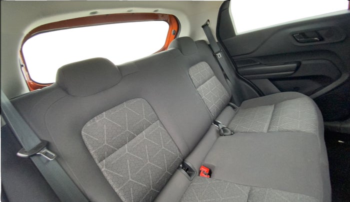 2022 Tata PUNCH ADVENTURE MT, Petrol, Manual, 18,988 km, Right Side Rear Door Cabin