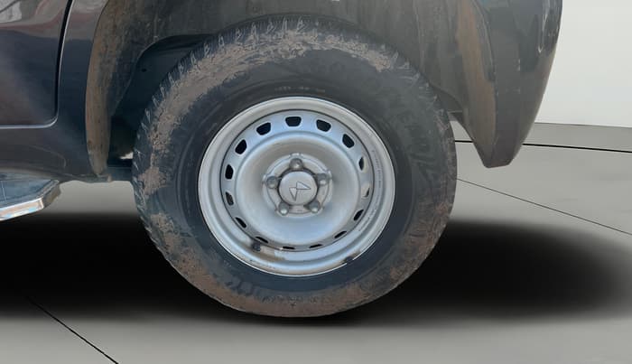 2023 Mahindra BOLERO NEO N 4, Diesel, Manual, 25,909 km, Left Rear Wheel