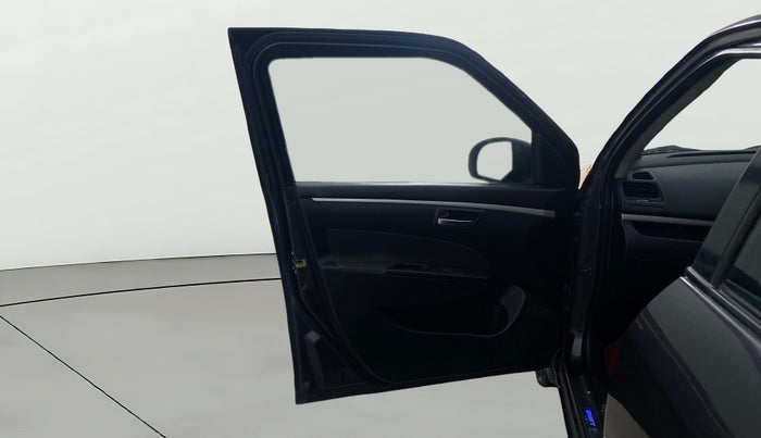 2015 Maruti Swift VXI, Petrol, Manual, 64,057 km, LHS Front Door