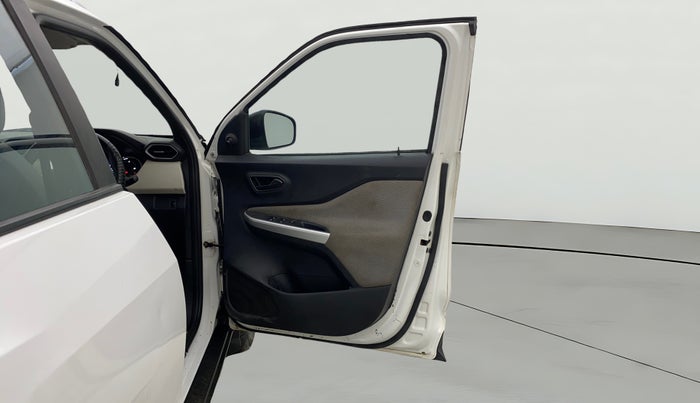 2021 Nissan MAGNITE XE, Petrol, Manual, 72,608 km, RHS Front Door