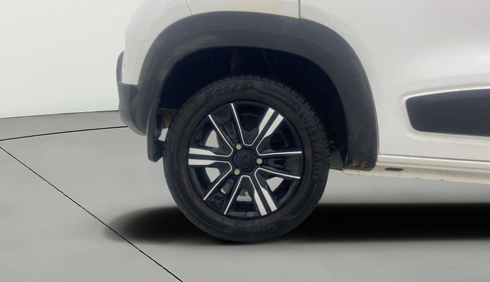 2022 Renault Kwid CLIMBER 1.0 AMT Dual Tone , Petrol, Automatic, 10,758 km, Right Rear Wheel