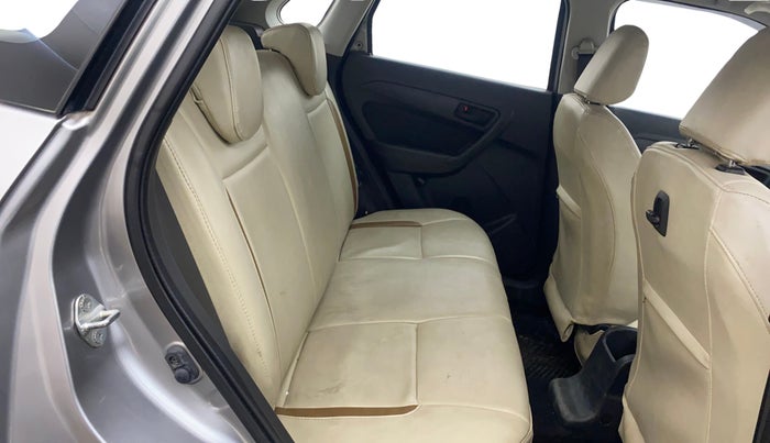 2016 Maruti Vitara Brezza VDI (O), Diesel, Manual, 97,573 km, Right Side Rear Door Cabin