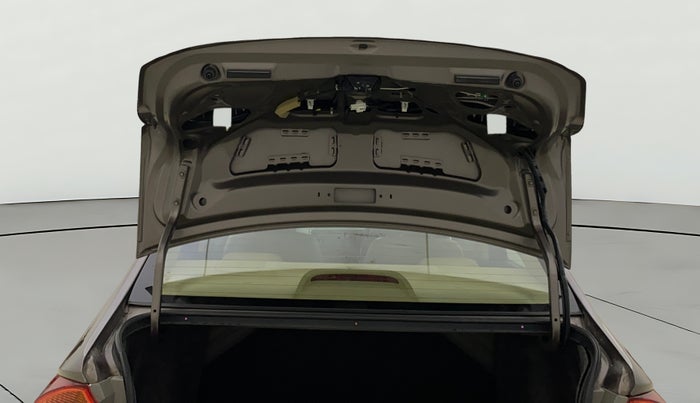 2016 Honda City 1.5L I-VTEC V MT, Petrol, Manual, 53,935 km, Boot Door Open