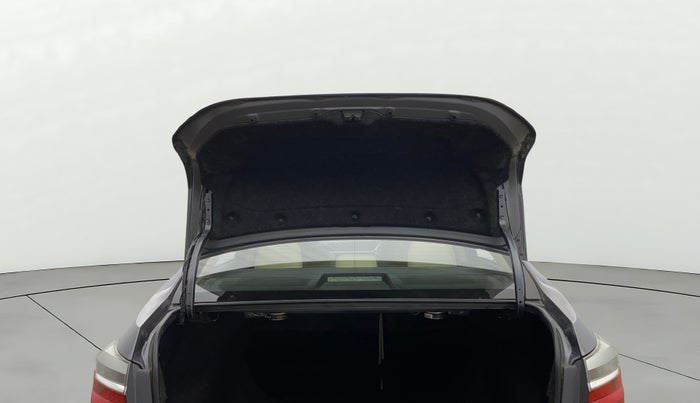 2017 Toyota Corolla Altis VL CVT PETROL, Petrol, Automatic, 60,082 km, Boot Door Open