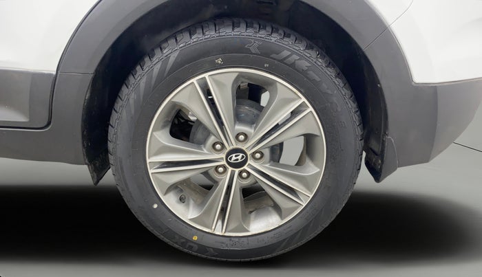 2018 Hyundai Creta SX PLUS AT 1.6 DIESEL, Diesel, Automatic, 1,22,910 km, Left Rear Wheel