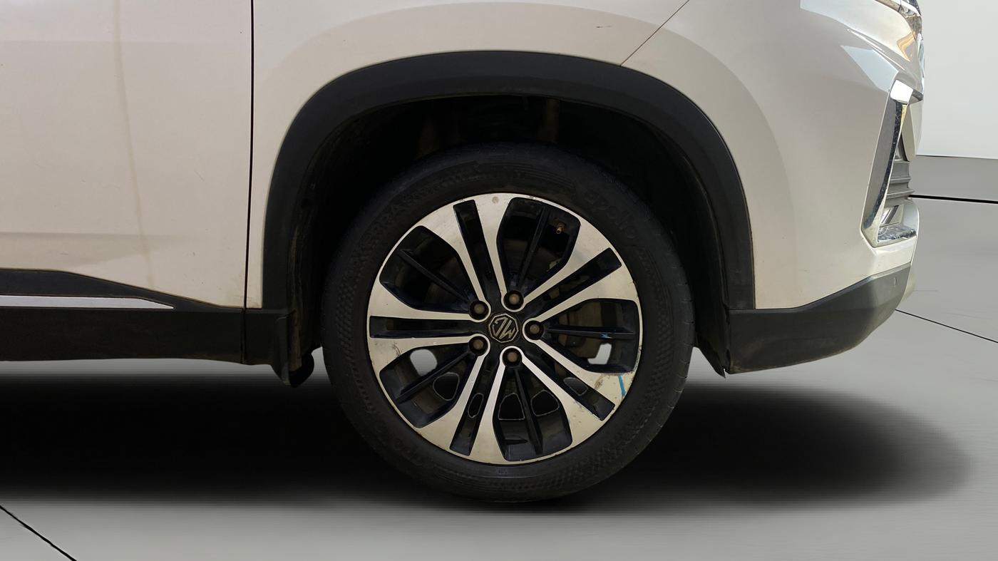 2023 MG HECTOR SHARP 2.0 DIESEL DUAL TONE, Diesel, Manual, 53,103 km, Right Front Wheel