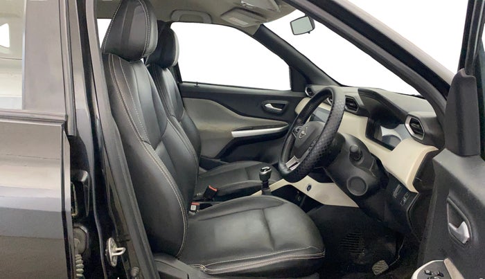 2023 Nissan MAGNITE XV MT, Petrol, Manual, 22,594 km, Right Side Front Door Cabin