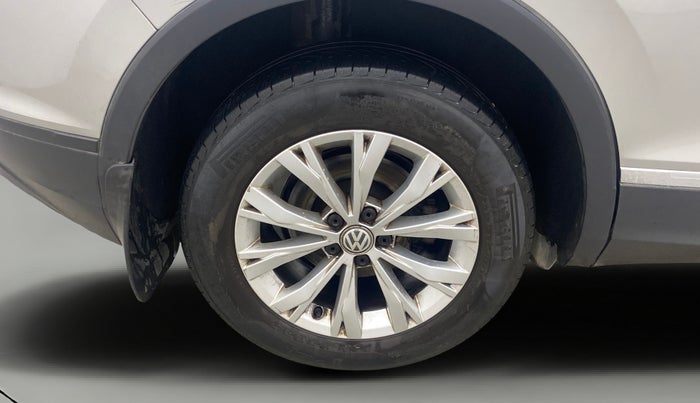 2017 Volkswagen TIGUAN COMFORTLINE TDI AT, Diesel, Automatic, 97,789 km, Right Rear Wheel