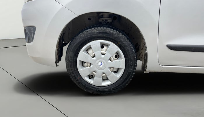 2016 Maruti Wagon R 1.0 LXI CNG, CNG, Manual, 63,948 km, Left Front Wheel