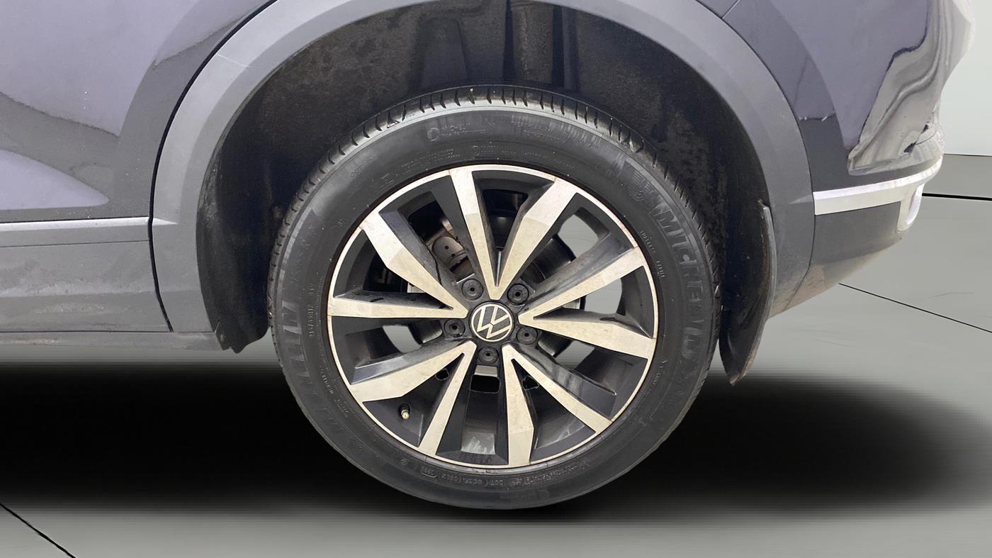 2021 Volkswagen T-ROC 1.5 TSI AT, Petrol, Automatic, 62,708 km, Left Rear Wheel