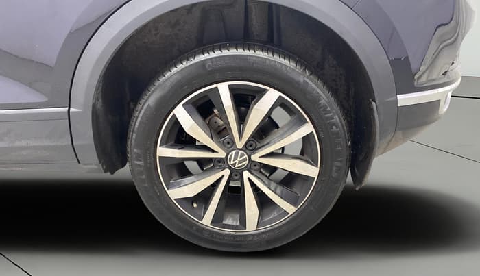 2021 Volkswagen T-ROC 1.5 TSI AT, Petrol, Automatic, 62,708 km, Left Rear Wheel