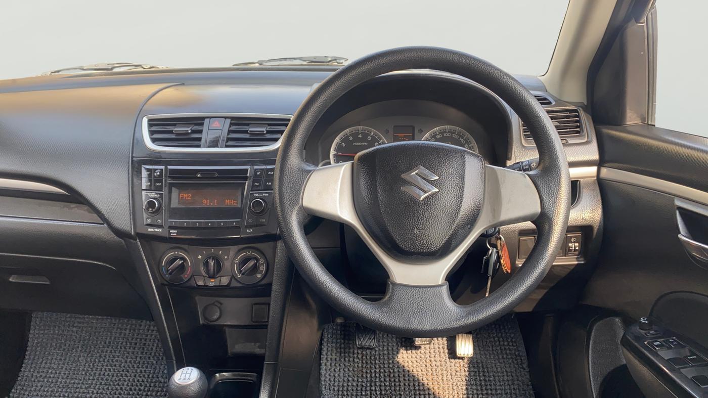2016 Maruti Swift VXI, Petrol, Manual, 22,772 km, Steering Wheel Close Up