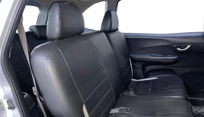 2017 Honda BR-V 1.5L I- DTEC S, Diesel, Manual, 1,55,918 km, Right Side Rear Door Cabin