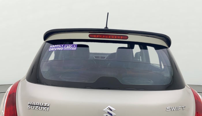 2016 Maruti Swift LXI, Petrol, Manual, 1,42,033 km, Rear Windshield