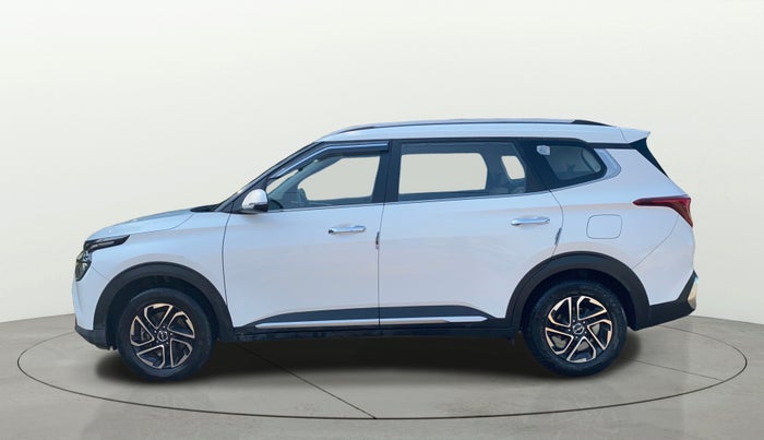 2022 KIA CARENS LUXURY PLUS 1.4 PETROL 7 STR, Petrol, Manual, 25,165 km, Left Side