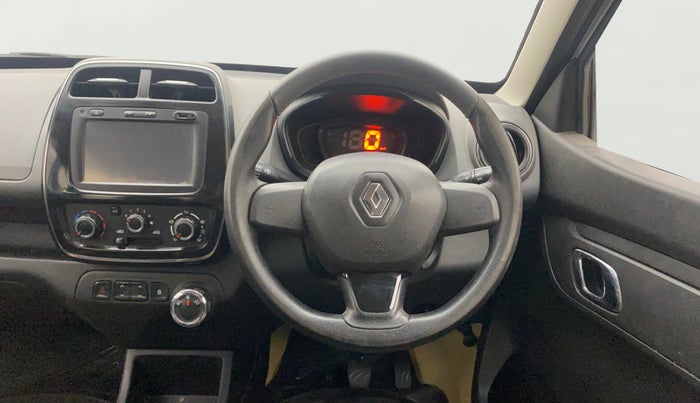 2018 Renault Kwid RXT 1.0 AMT, Petrol, Automatic, 32,954 km, Steering Wheel Close Up
