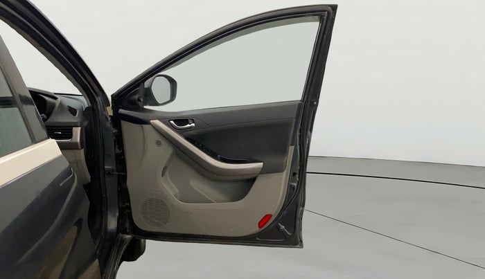 2019 Tata NEXON XZA PLUS PETROL, Petrol, Automatic, 76,863 km, RHS Front Door