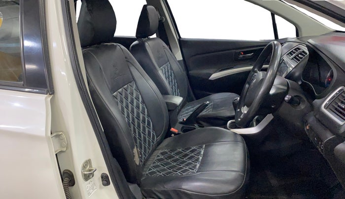 2017 Maruti S Cross ZETA 1.3, Diesel, Manual, 83,875 km, Right Side Front Door Cabin