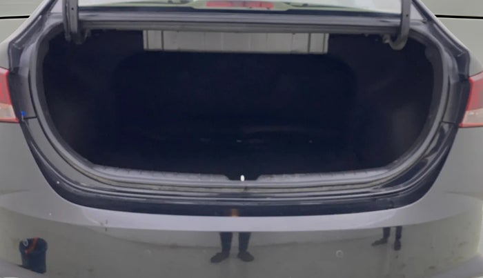 2022 Hyundai Verna SX 1.5 VTVT, Petrol, Manual, 67,082 km, Boot Open Zoomed View