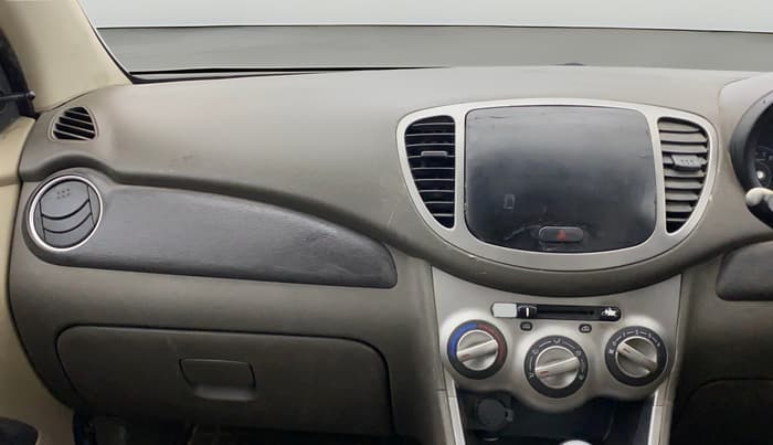 2014 Hyundai i10 MAGNA 1.1, CNG, Manual, 77,250 km, Air Conditioner