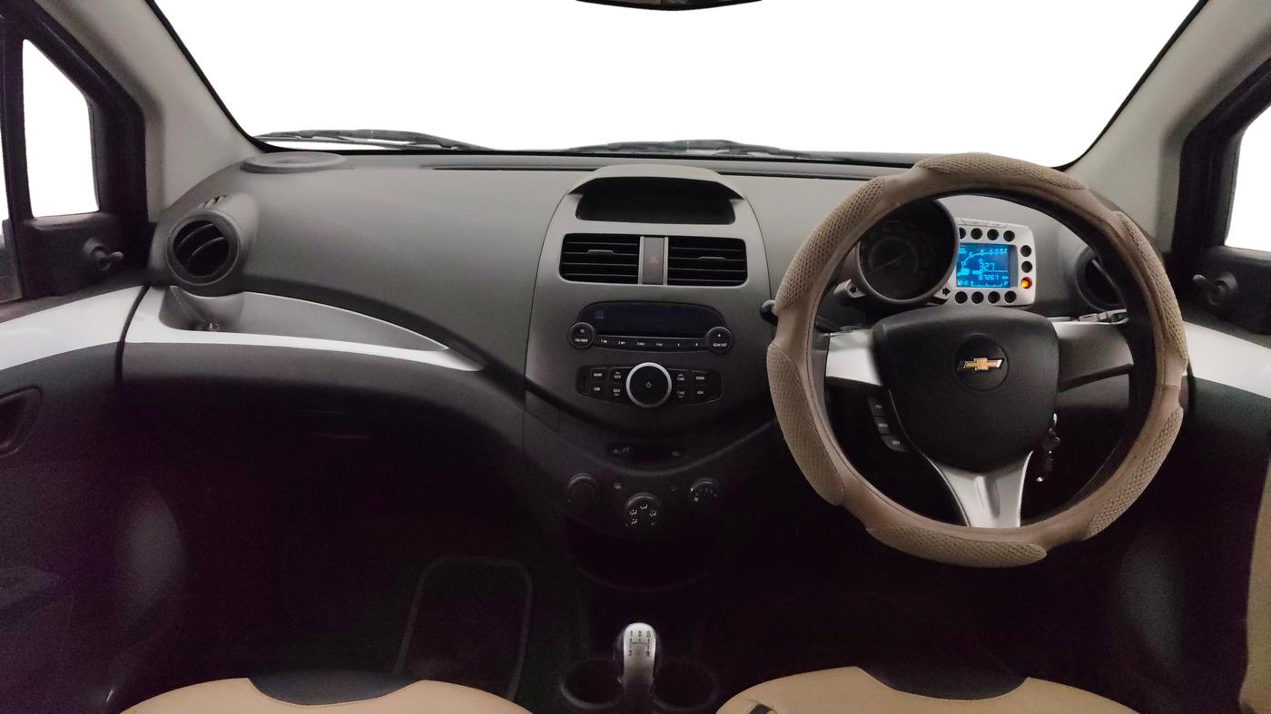 2016 Chevrolet Beat LT PETROL, Petrol, Manual, 67,256 km, Dashboard