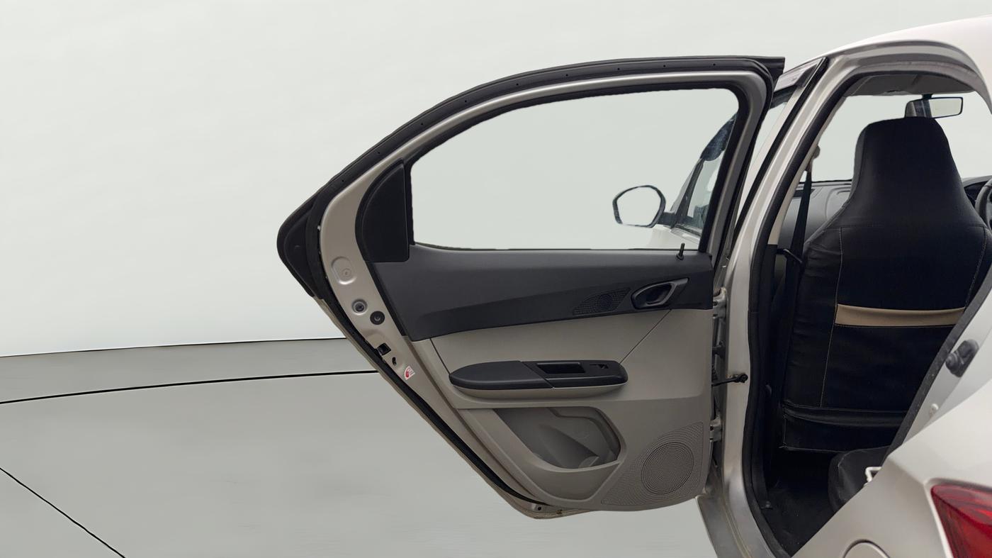 2018 Tata Tiago XTA PETROL, Petrol, Automatic, 58,257 km, LHS Rear Door