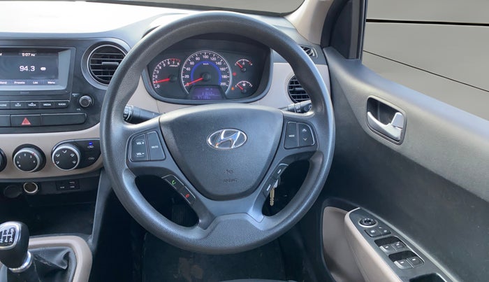 2017 Hyundai Grand i10 SPORTZ 1.2 KAPPA VTVT, Petrol, Manual, 97,124 km, Steering Wheel Close Up