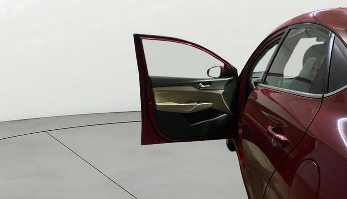 2018 Hyundai Verna 1.6 CRDI SX + AT, Diesel, Automatic, 95,998 km, LHS Front Door