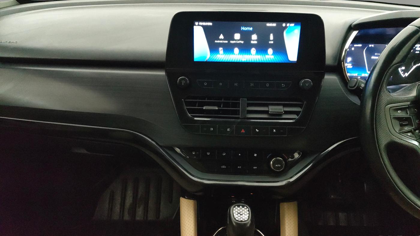 2021 Tata Safari XZA PLUS, Diesel, Automatic, 1,16,746 km, Air Conditioner