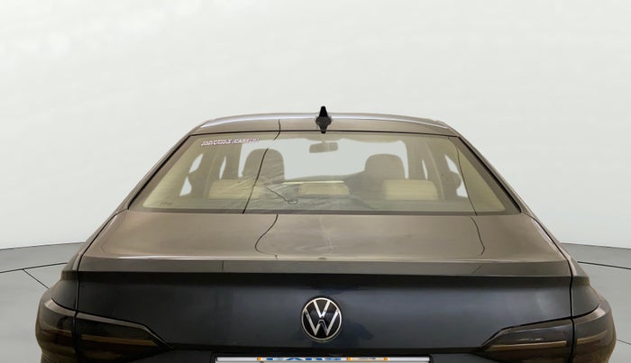 2022 Volkswagen VIRTUS HIGHLINE TSI 1.0 AT, Petrol, Automatic, 37,455 km, Rear Windshield