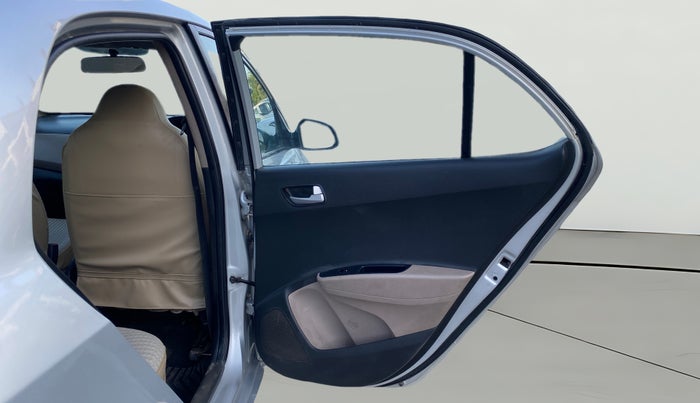 2017 Hyundai Xcent S 1.2, Petrol, Manual, 89,108 km, RHS Rear Door