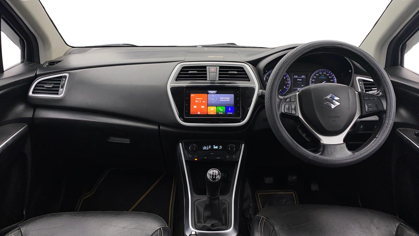 2021 Maruti S Cross ALPHA 1.5, Petrol, Manual, 90,927 km, Dashboard