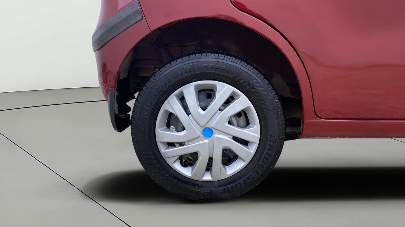 2018 Maruti Wagon R 1.0 LXI CNG, CNG, Manual, 65,863 km, Right Rear Wheel