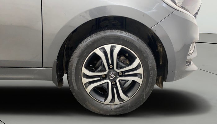 2022 Tata Tiago XZ PLUS CNG, CNG, Manual, 27,657 km, Right Front Wheel