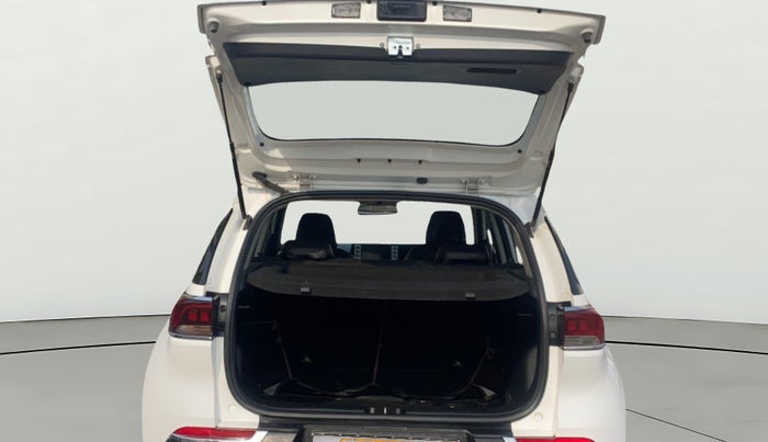 2022 KIA SONET HTX 1.0 IMT, Petrol, Manual, 23,334 km, Boot Door Open