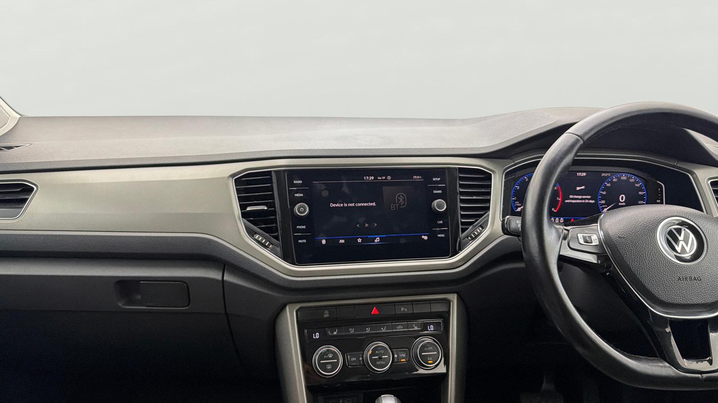 2021 Volkswagen T-ROC 1.5 TSI AT, Petrol, Automatic, 67,344 km, Air Conditioner