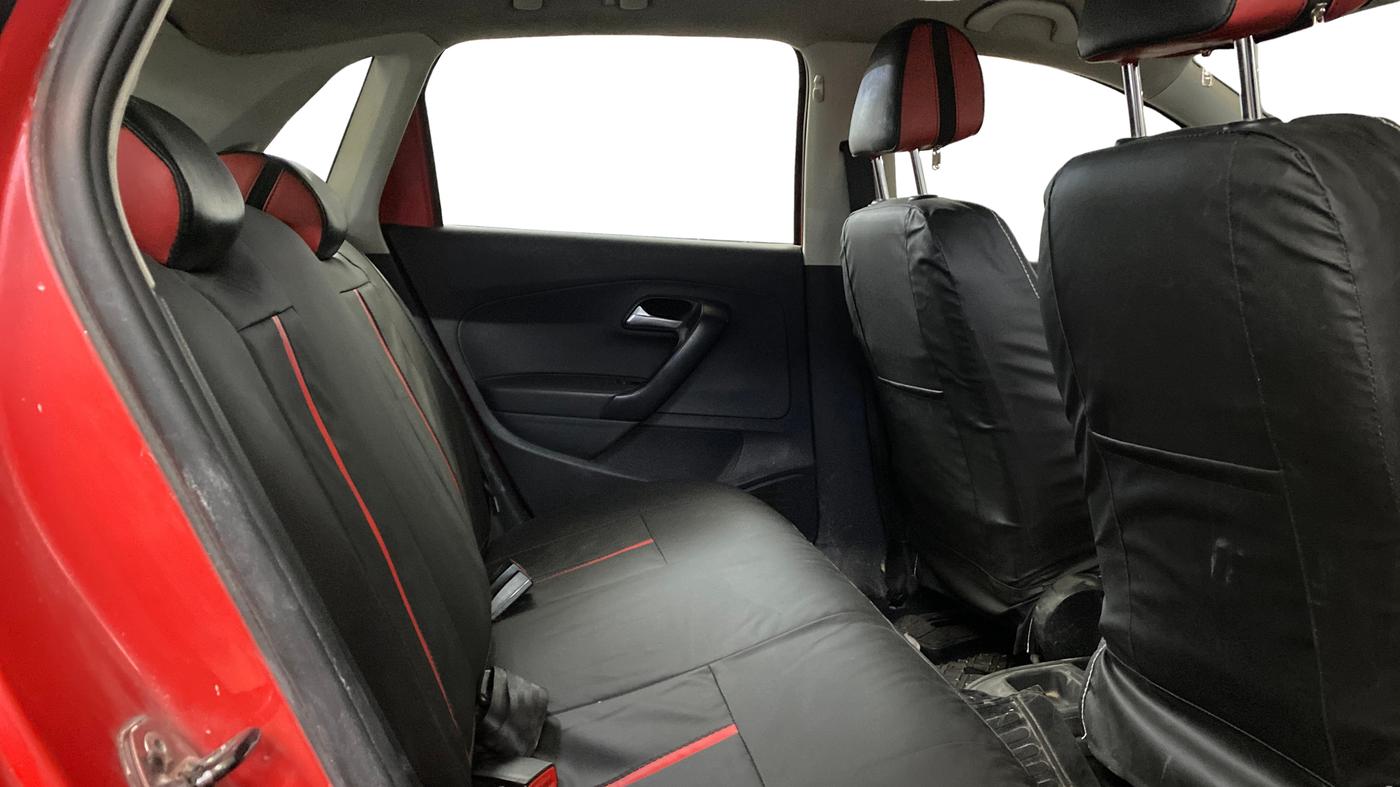 2014 Volkswagen Polo COMFORTLINE 1.2L PETROL, Petrol, Manual, 1,06,944 km, Right Side Rear Door Cabin