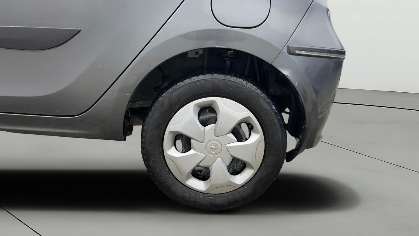 2021 Tata Tiago XT PETROL, Petrol, Manual, 42,255 km, Left Rear Wheel