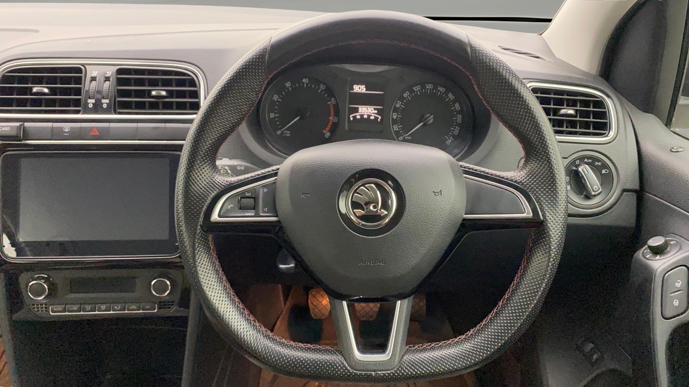 2021 Skoda Rapid STYLE TSI, Petrol, Manual, 33,507 km, Steering Wheel Close Up