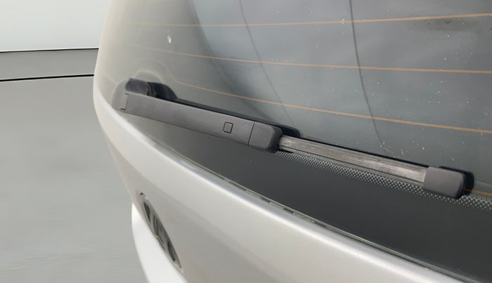 2015 Volkswagen Polo COMFORTLINE 1.2L, Petrol, Manual, 75,779 km, Rear Wiper