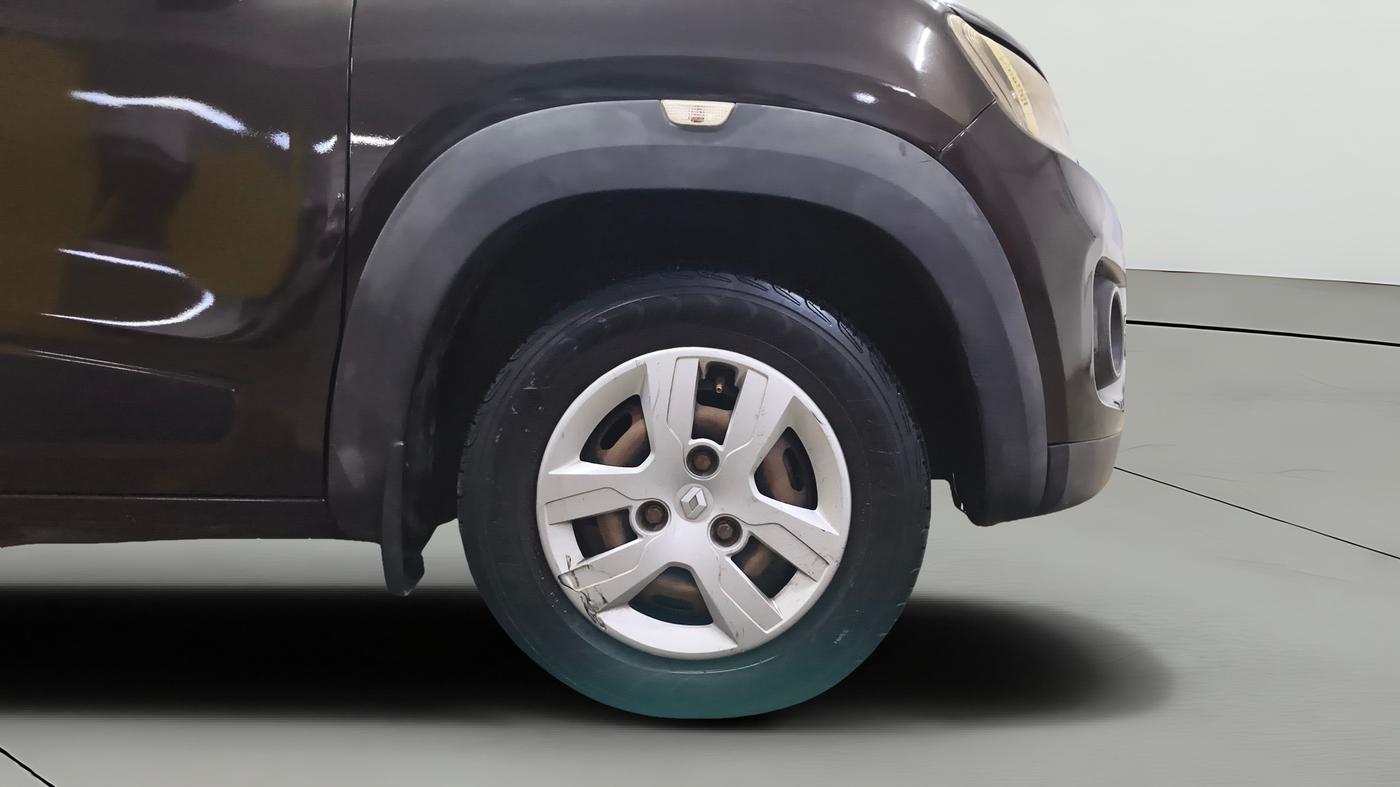 2016 Renault Kwid RXT 0.8, Petrol, Manual, 80,568 km, Right Front Wheel