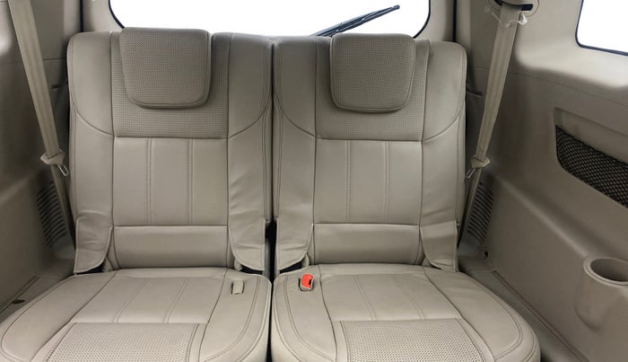 2016 Mahindra XUV500 W10, Diesel, Manual, 69,315 km, Third Seat Row ( optional )