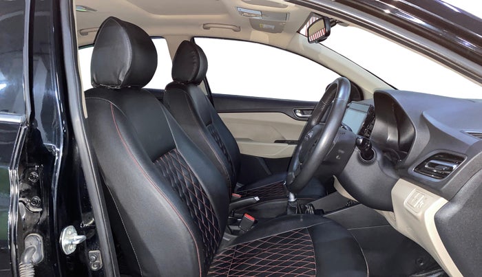 2021 Hyundai Verna SX 1.5 VTVT, Petrol, Manual, 50,942 km, Right Side Front Door Cabin