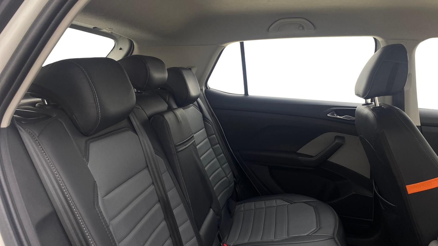 2021 Skoda KUSHAQ AMBITION 1.0L TSI MT, Petrol, Manual, 91,398 km, Right Side Rear Door Cabin