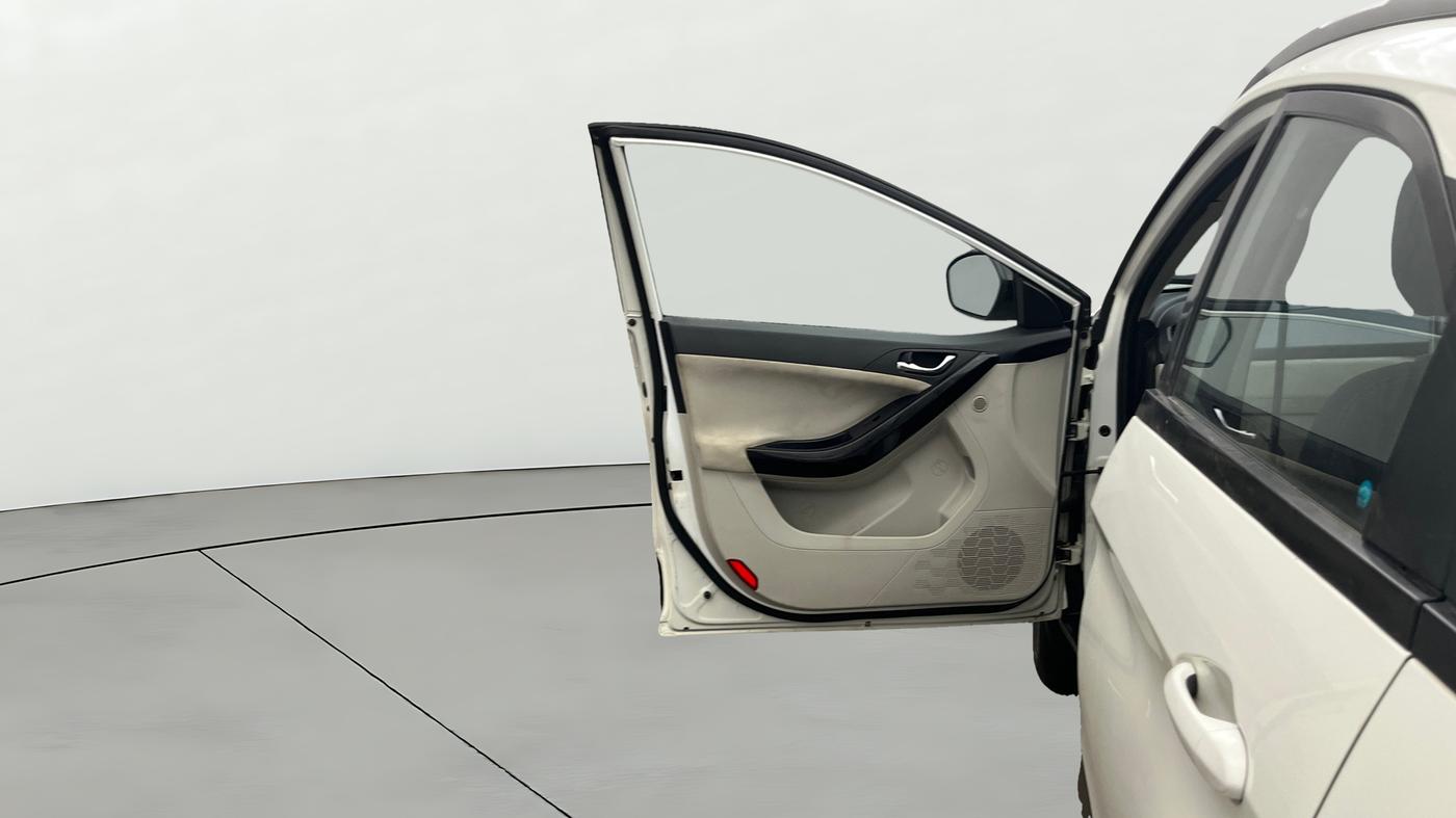 2022 Tata NEXON XZ PLUS PETROL, Petrol, Manual, 40,045 km, LHS Front Door